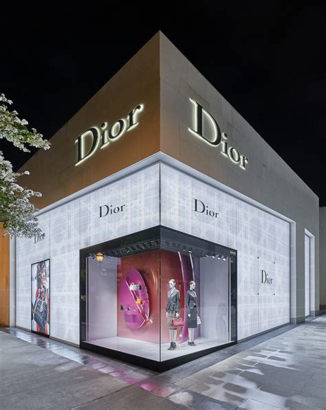 dior boutique atlanta.